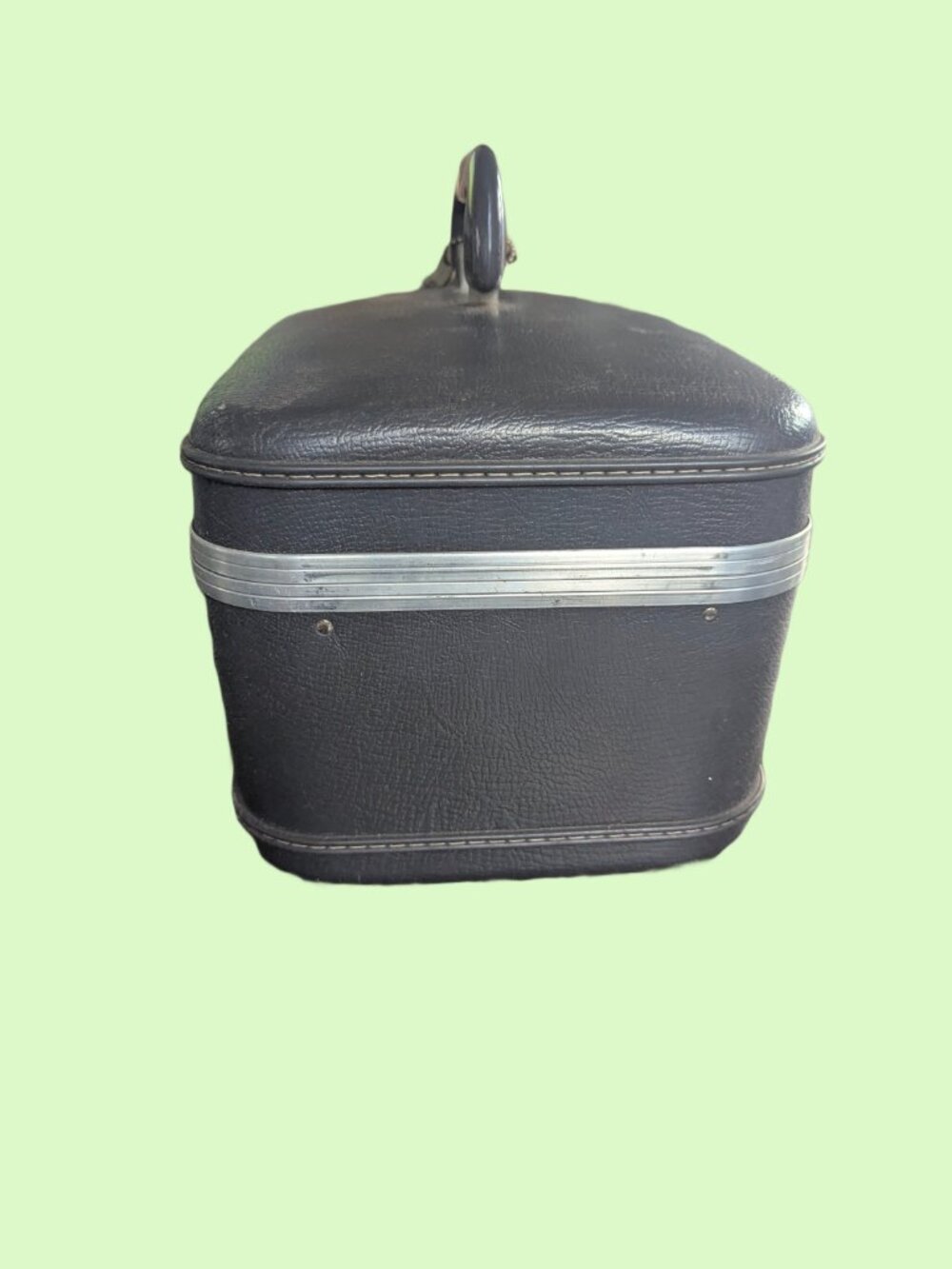 Vintage Sky-Rocket Locking Hard shell Train Case - Cosmetic Case w key & Mirror - Picture 7 of 14